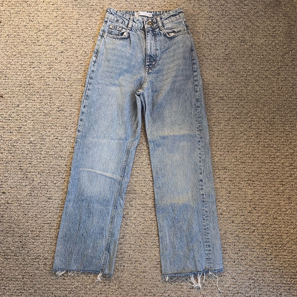 Light Wash High-Rise Straight Leg Jeans